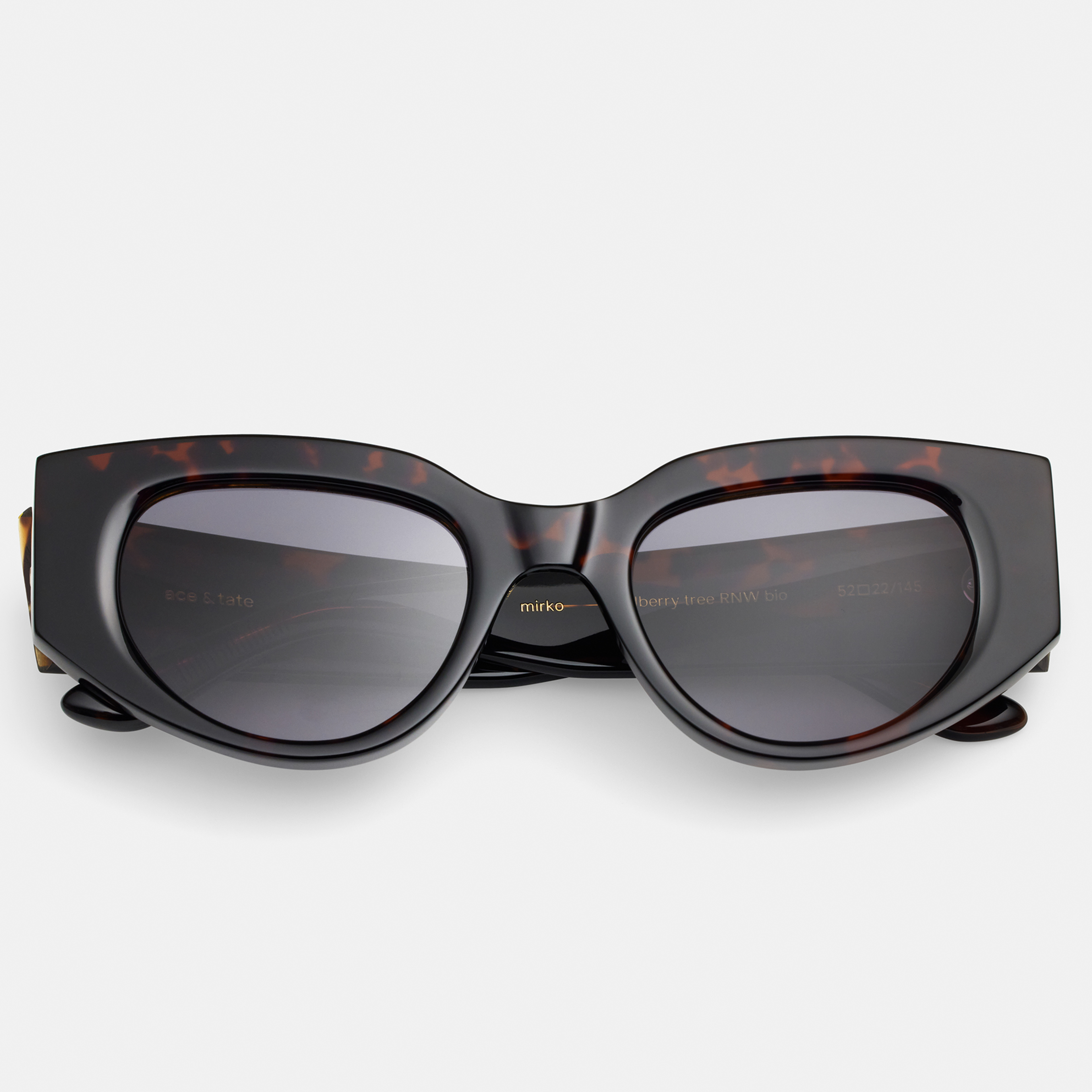 Ace & Tate Sunglasses | Oval Renew bio acetate in Brown